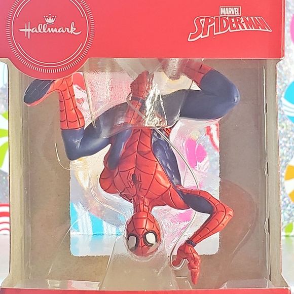 Hallmark Marvel Avengers Spiderman 3" Christmas Tree Ornament Keepsake Gift New - Picture 6 of 7